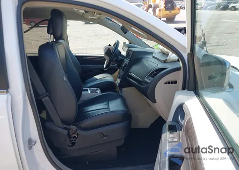 2015 Chrysler Town & Country Touring-L from USA, damaged, VIN 2C4RC1CG2FR656194